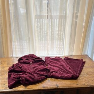 Avenue Great Condition Burgundy 2 pc Jogger Set.